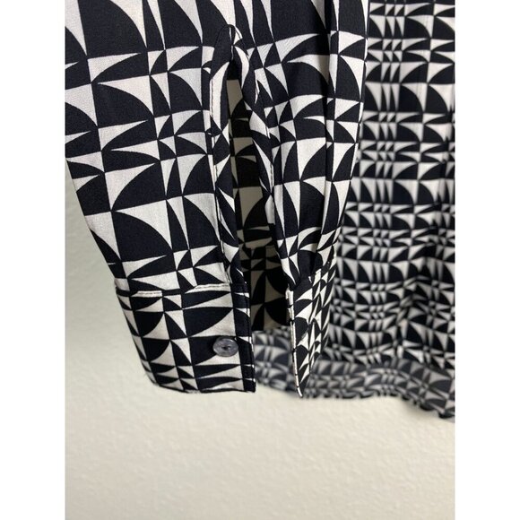 Classiques Entier Silk Blend Geometric Button Up Top Womens size XS Black Career - Picture 7 of 9